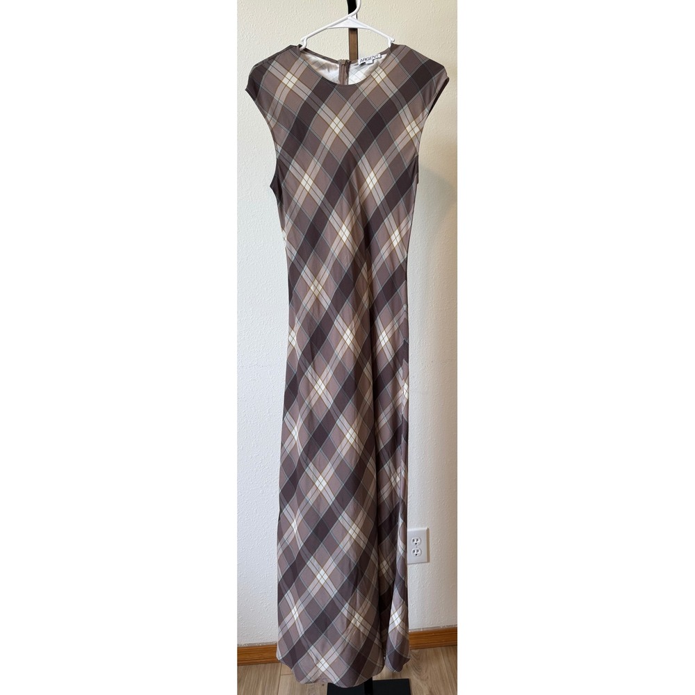 Argent Dress - Picture 2 of 5